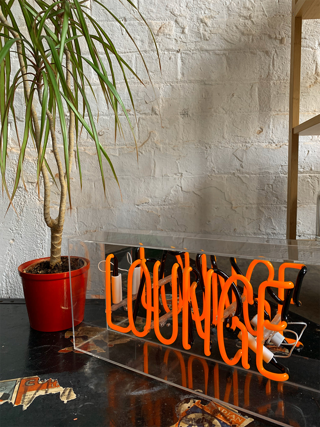 'Lounge' Acrylic Box Neon Light